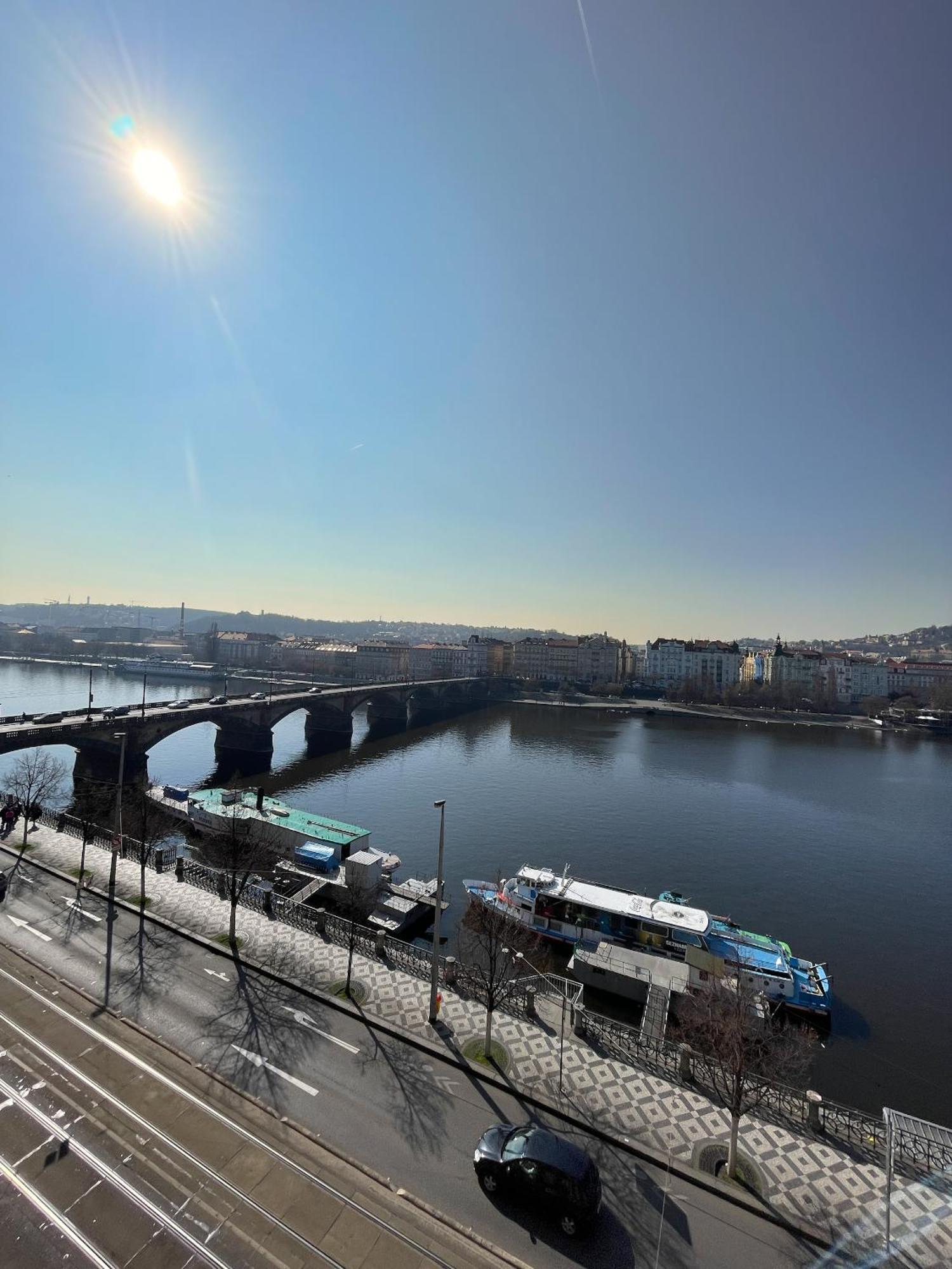 Rasinovo Nabrezi - Riverside Residence Praha Exteriér fotografie
